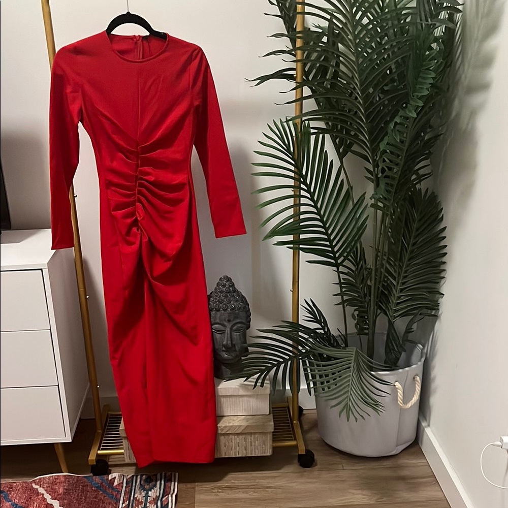 Elegant Red Ruched Dress